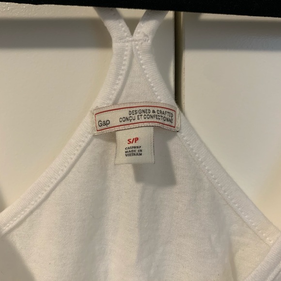 Gap Tank Top - Picture 2 of 3